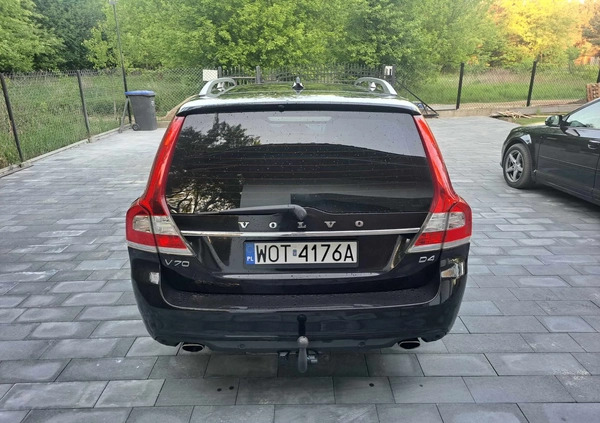 Volvo V70 cena 43600 przebieg: 318689, rok produkcji 2016 z Otwock małe 562